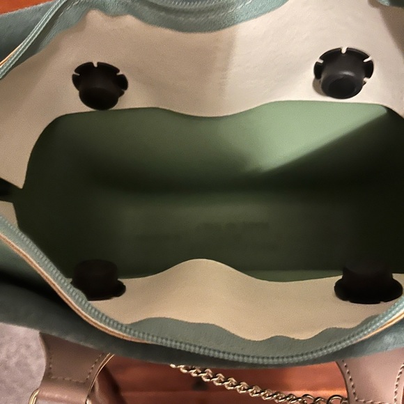 Green O Bag mini with suede accent trim, pink patent handles and coin pouch. - Picture 3 of 6